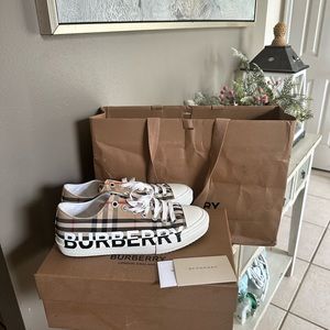 Burberry sneakers